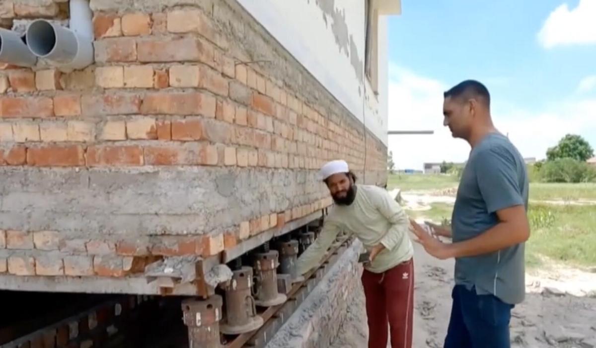 Punjab Farmer Relocates House 150m Away From Current Highway Location